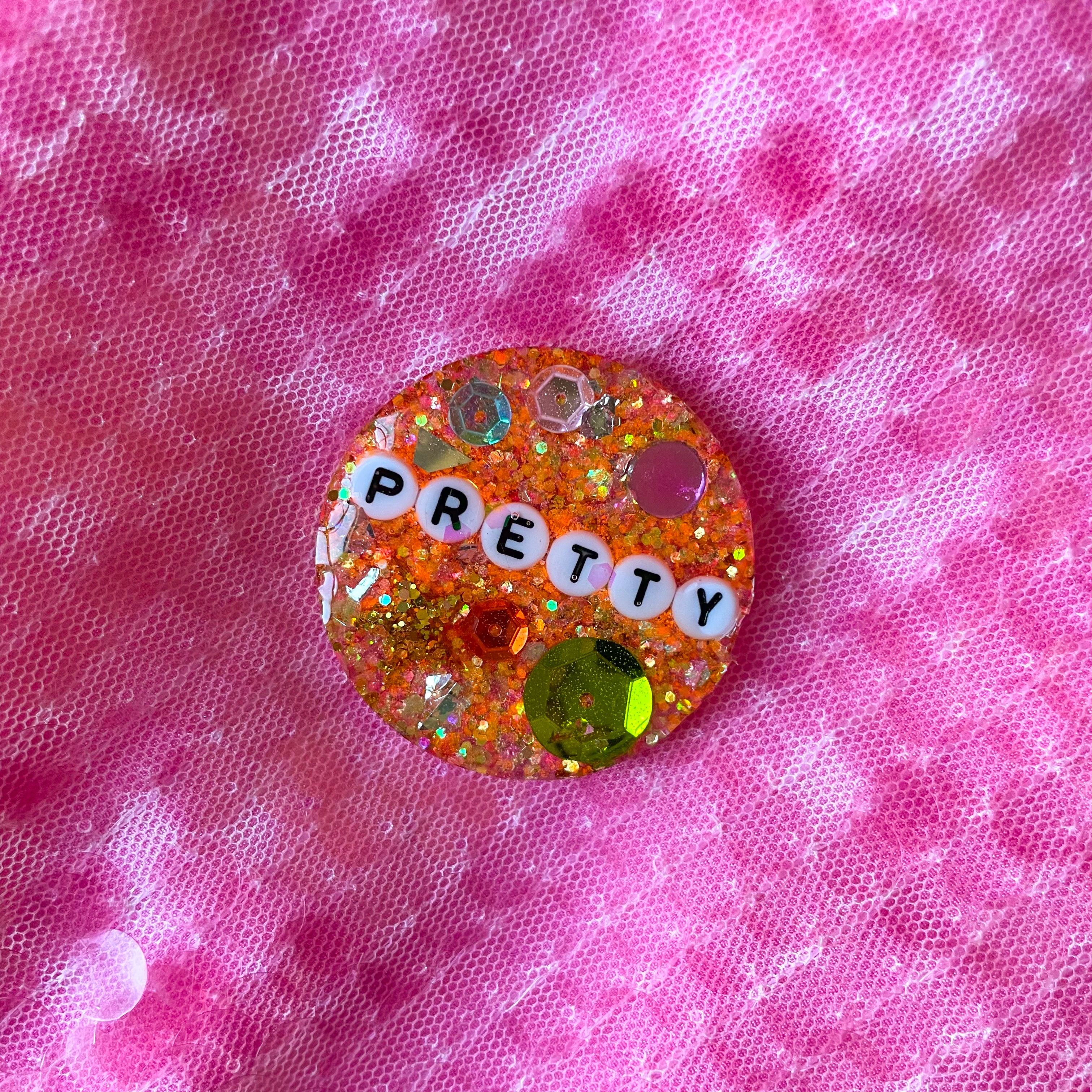 Glitterati Badge No. 30