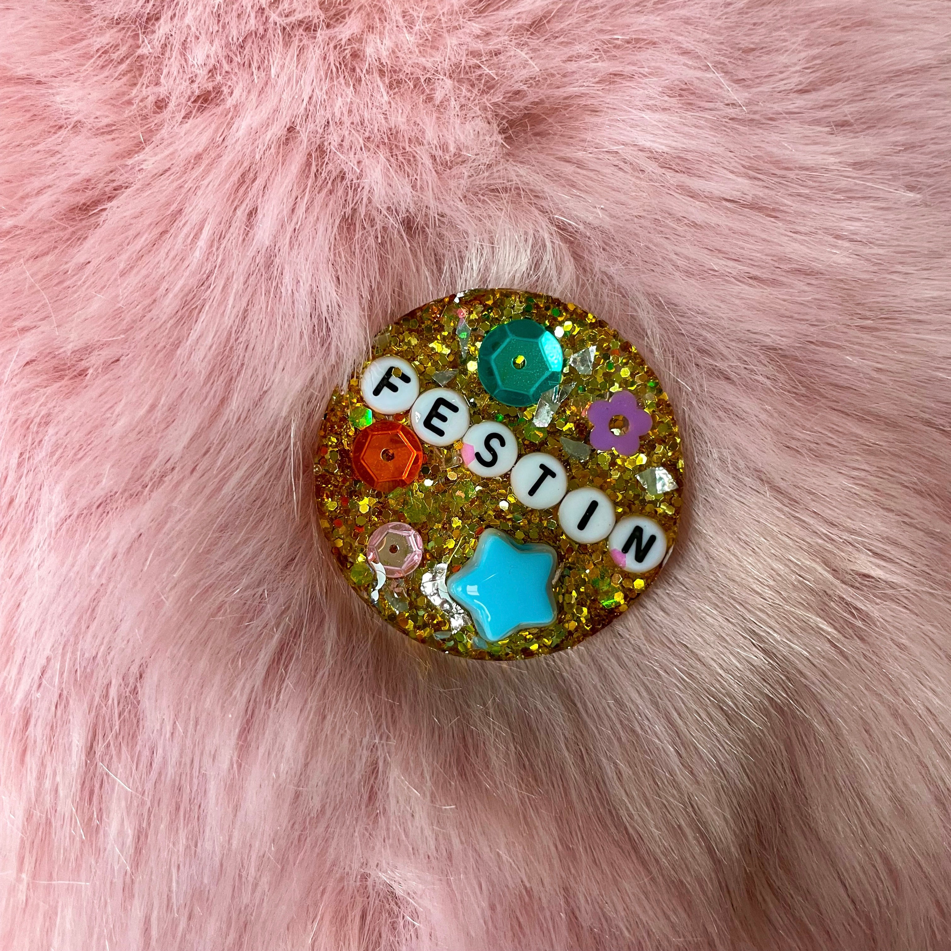 Glitterati Badge No. 39